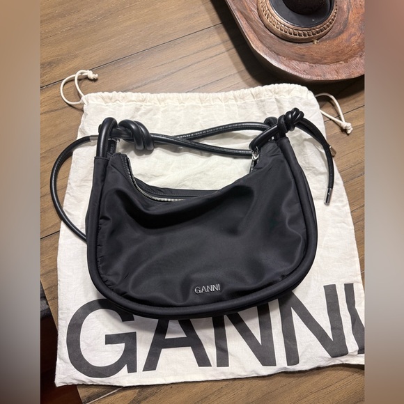 GANNI medium black baguette knot bag - Picture 9 of 11